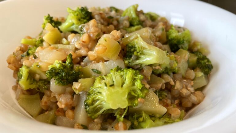 Recipe-Stewed-Buckwheat-With-Broccoli-by-Serge-M-2025-07-31-ru