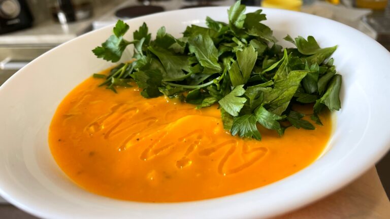 Recipe-Squash-Walnut-Creamy-Soup-by-Serge-M-2025-10-26-ru